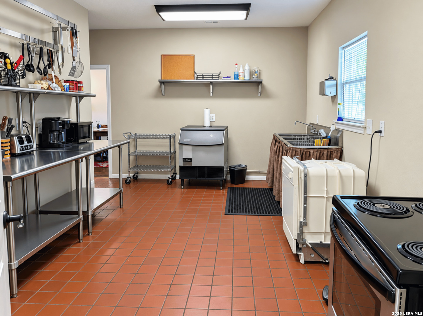 400 County Road 3821, San Antonio, TX 78253