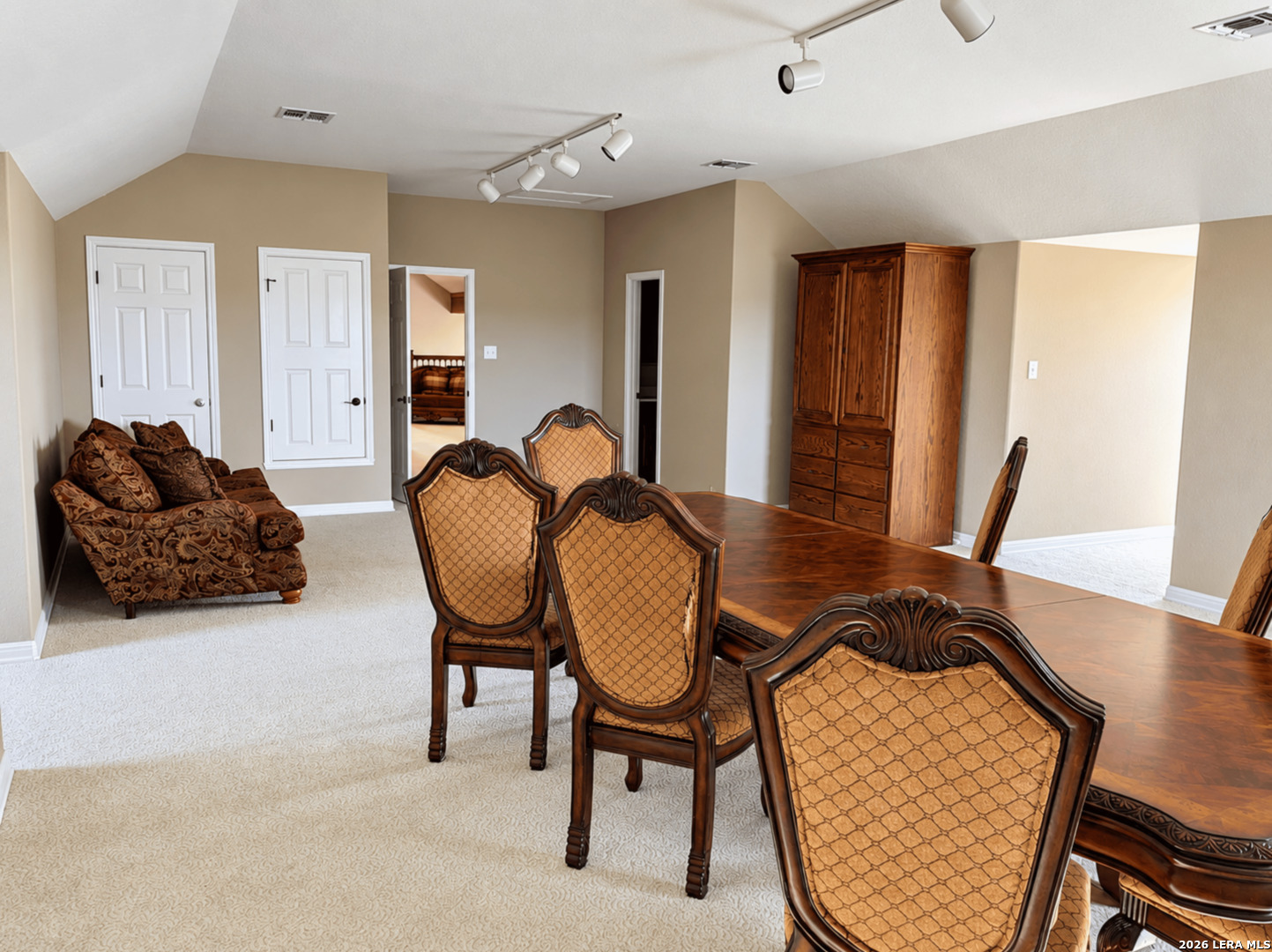 400 County Road 3821, San Antonio, TX 78253