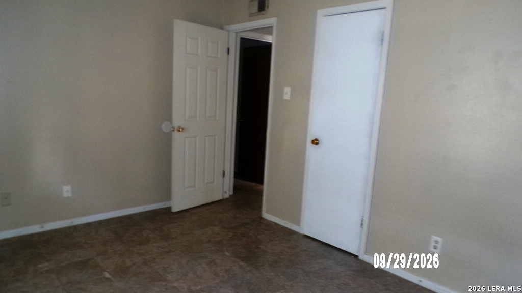 1311 W BOWIE ST, Beeville, TX 78102