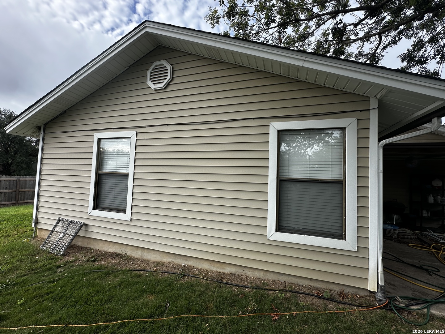290 BURLINGTON DR, San Antonio, TX 78245