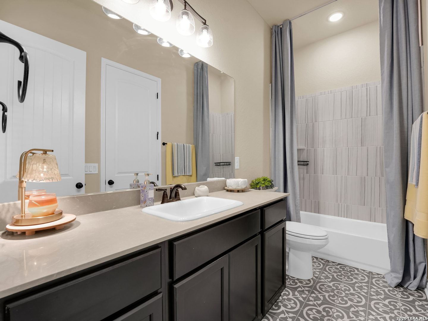 12842 Fort Hancock, San Antonio, TX 78245