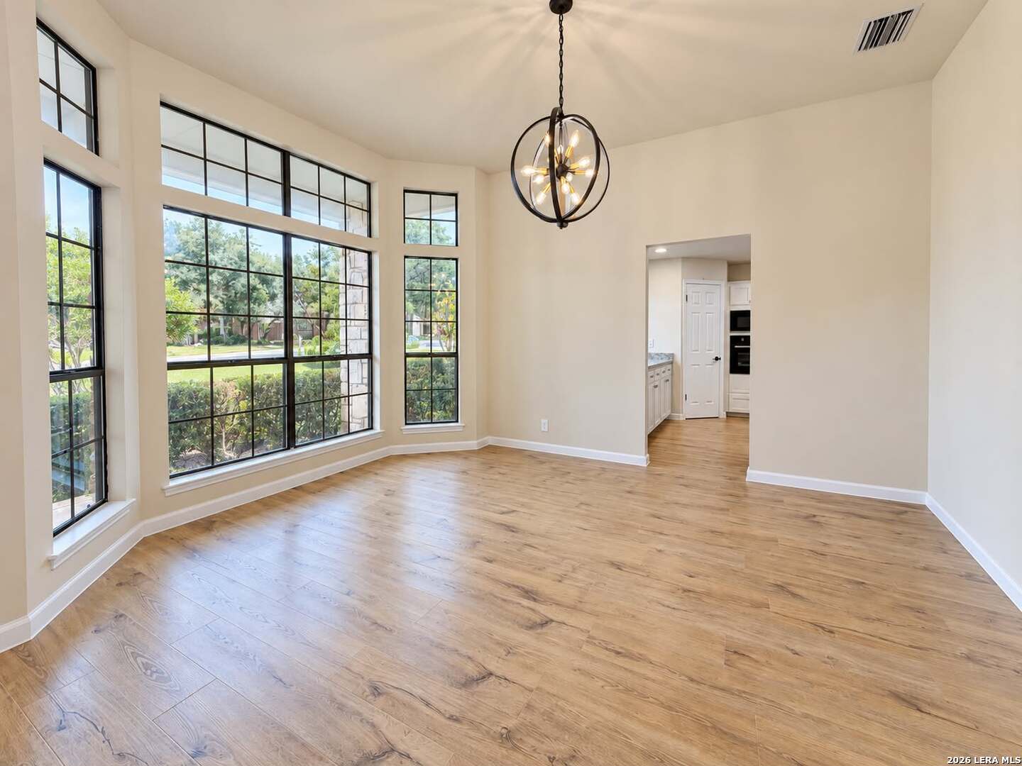 16102 Santa Cathrena, San Antonio, TX 78232