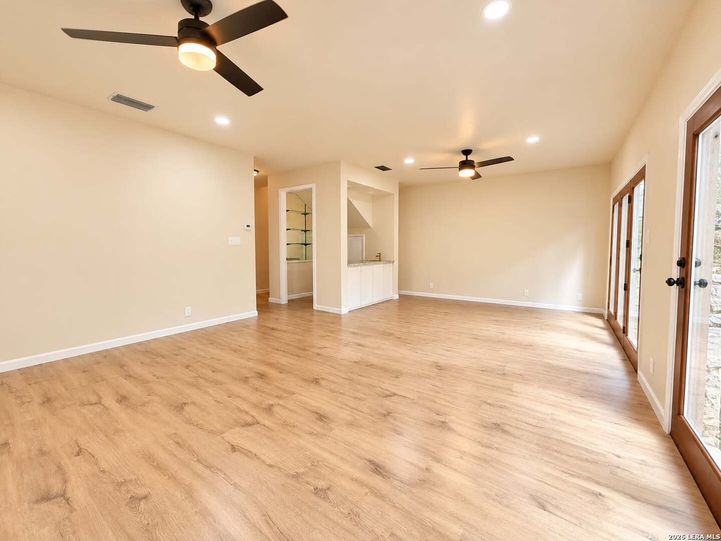 16102 Santa Cathrena, San Antonio, TX 78232