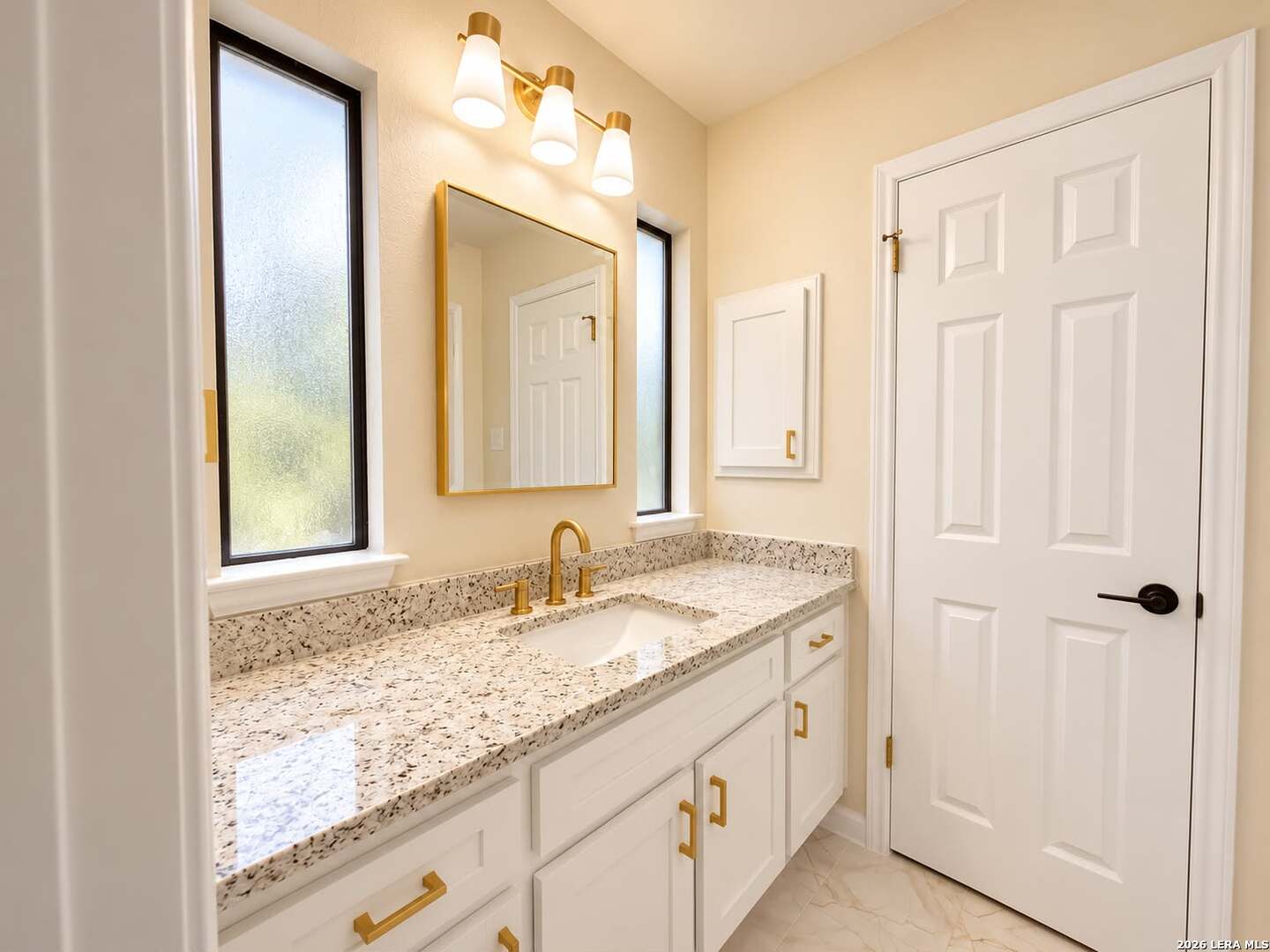 16102 Santa Cathrena, San Antonio, TX 78232