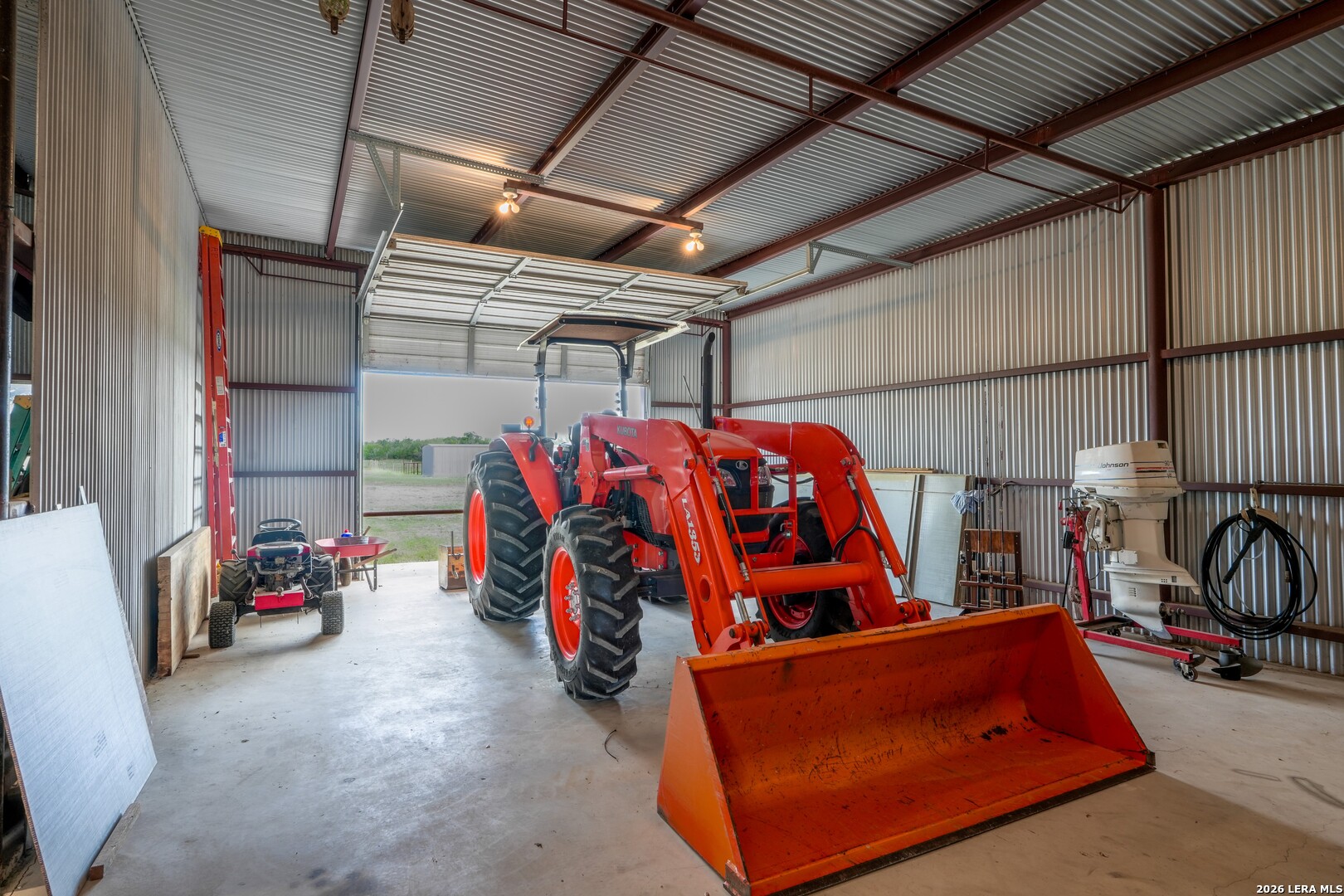 14068 Fm 1344, Falls City, TX 78113