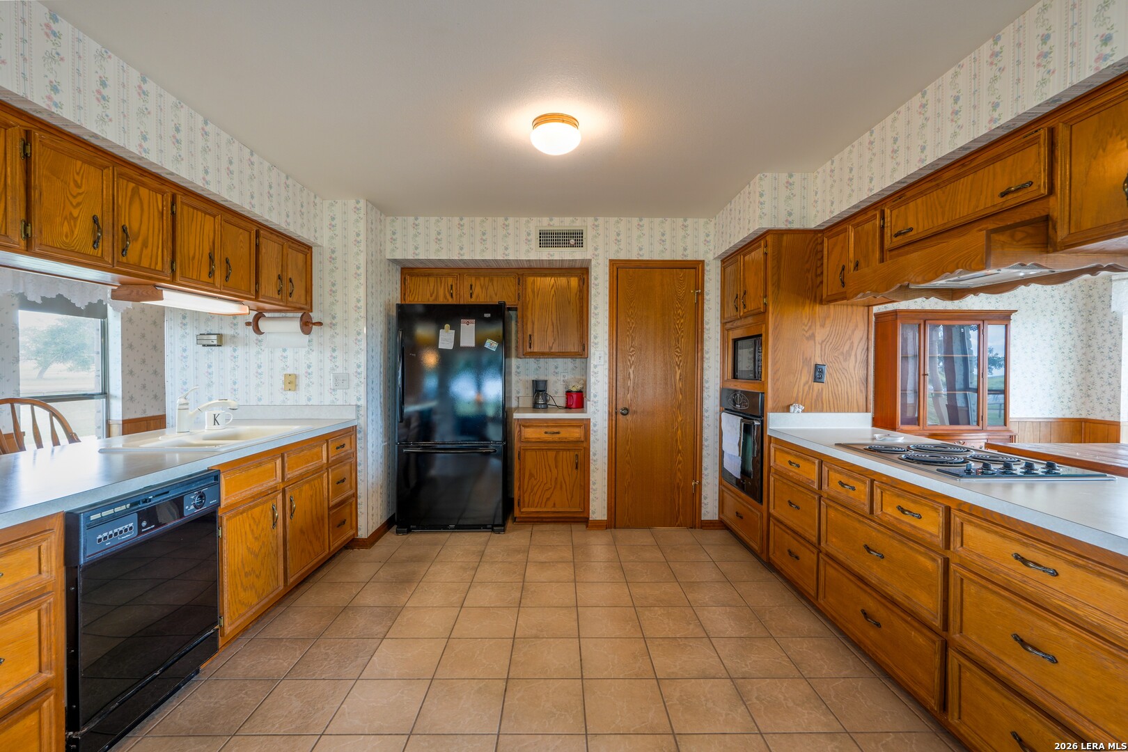 14068 Fm 1344, Falls City, TX 78113