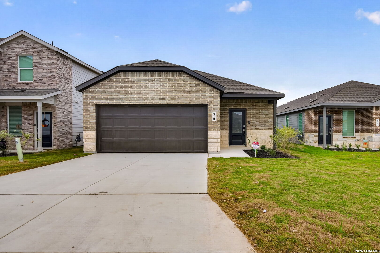 Property photo for 910 Moonshine Lane, Marion, TX