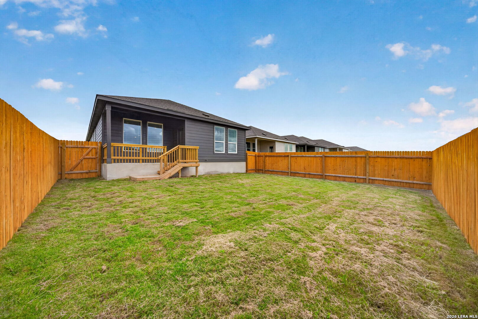 910 Moonshine Lane, Marion, TX 78132