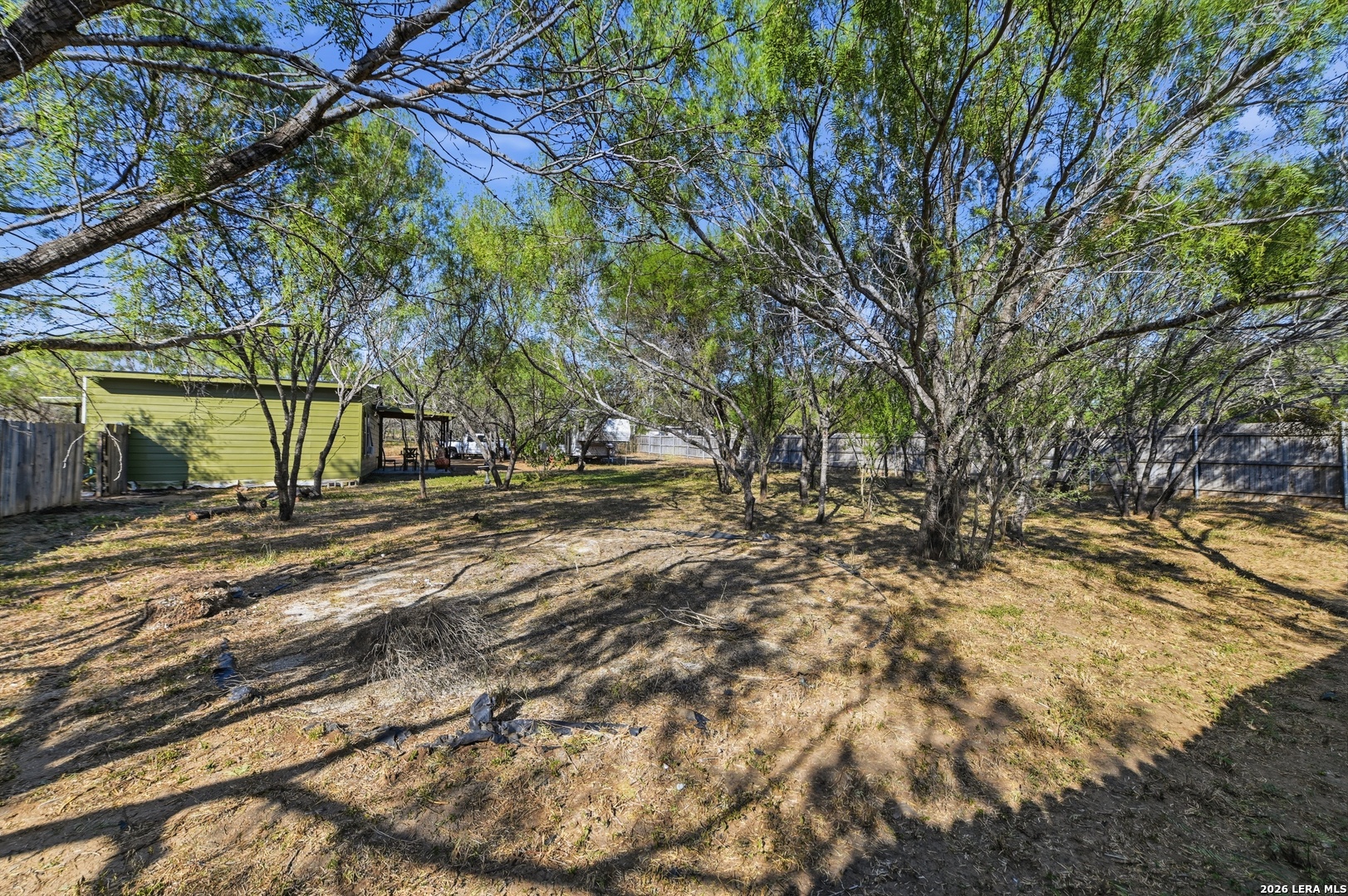 123 CR 2666, Moore, TX 78057