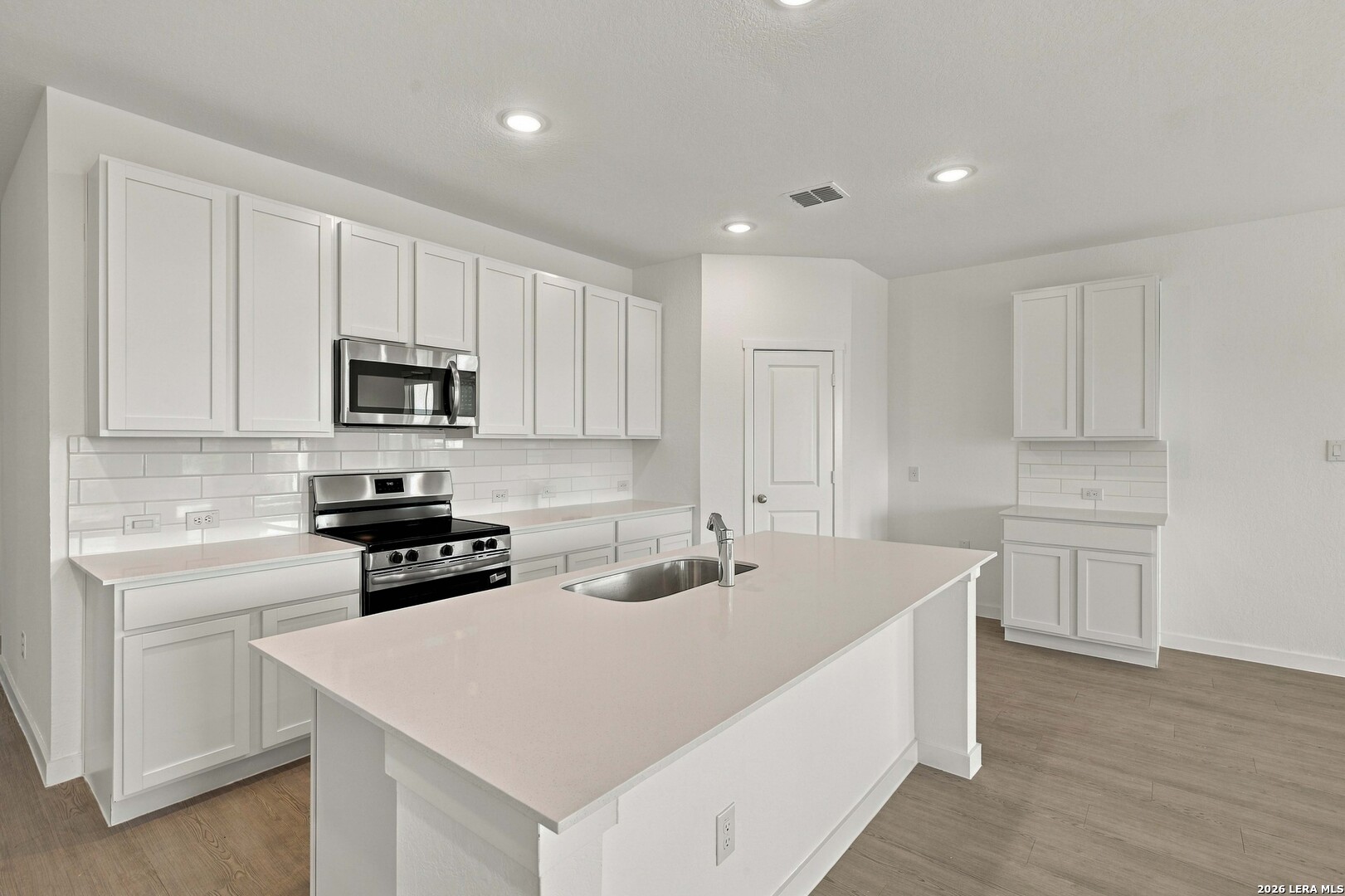 6710 Flores Road, Spring Branch, TX 78070