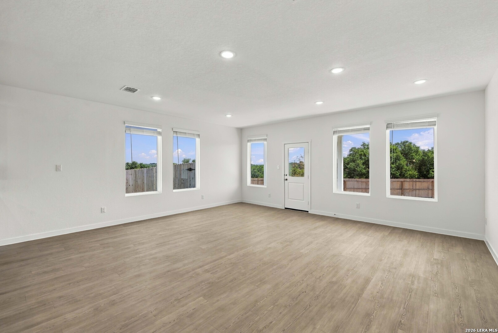 6710 Flores Road, Spring Branch, TX 78070