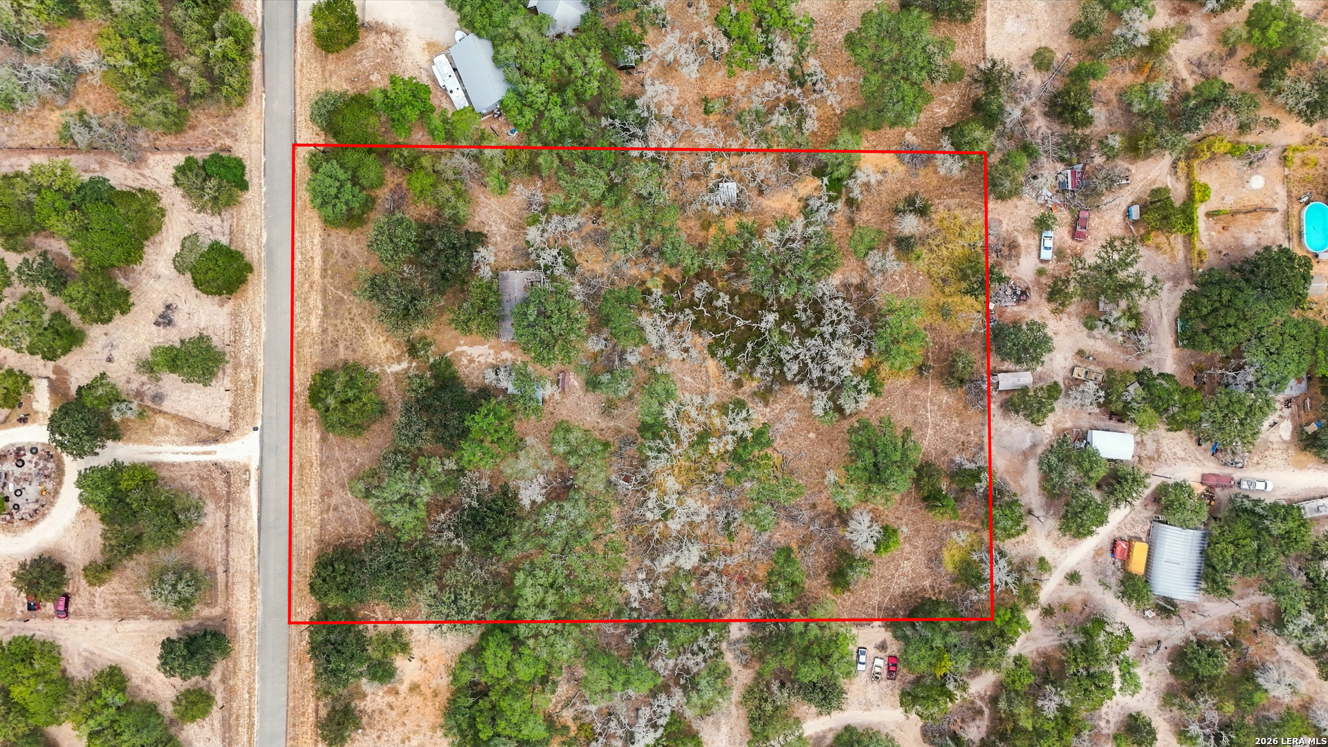 319 FLEETWOOD LN, Adkins, TX 78101