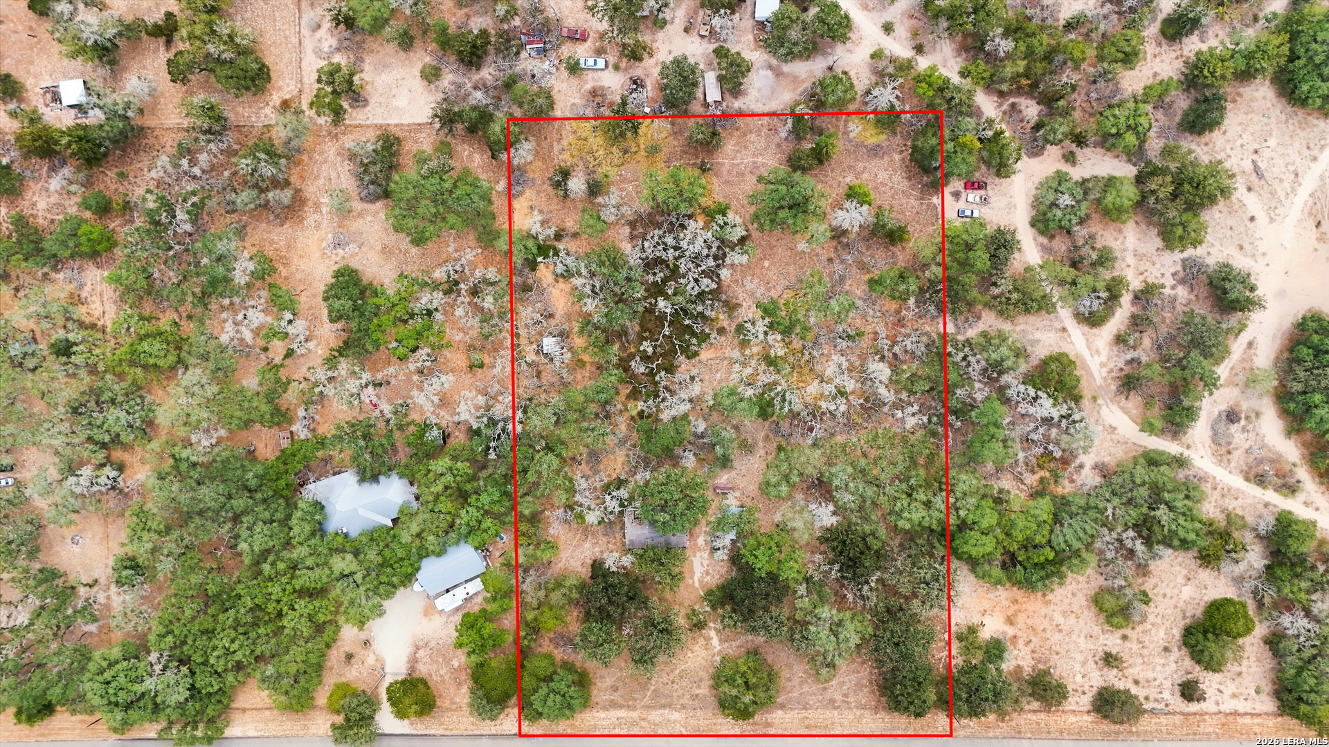 319 FLEETWOOD LN, Adkins, TX 78101