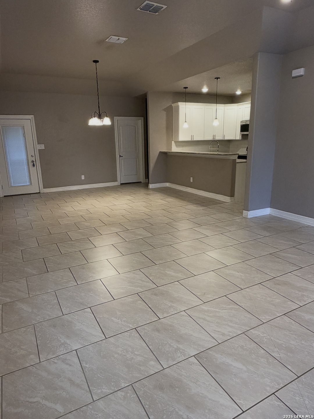 711 ERLINE AVE, San Antonio, TX 78237