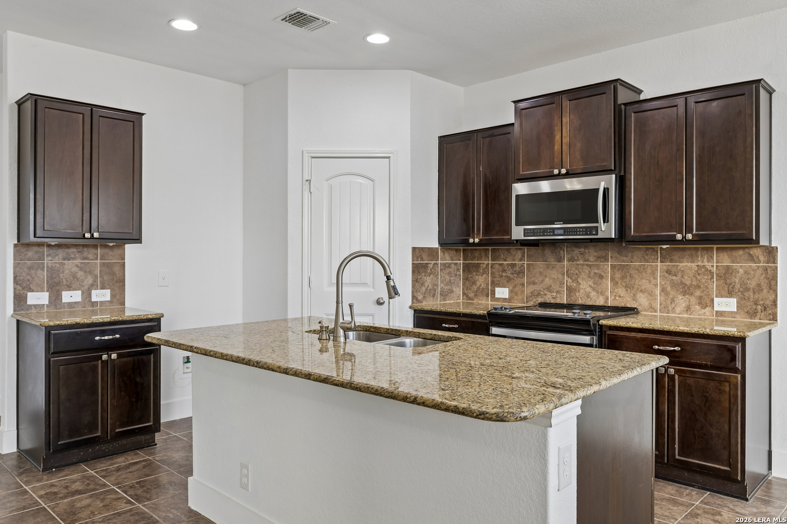 420 Quarter Mare, Cibolo, TX 78108