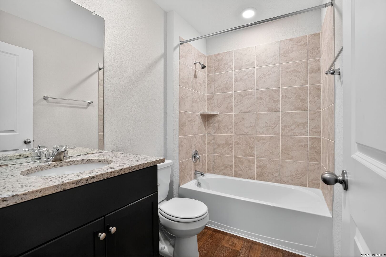 145 HONORS ST, Floresville, TX 78114