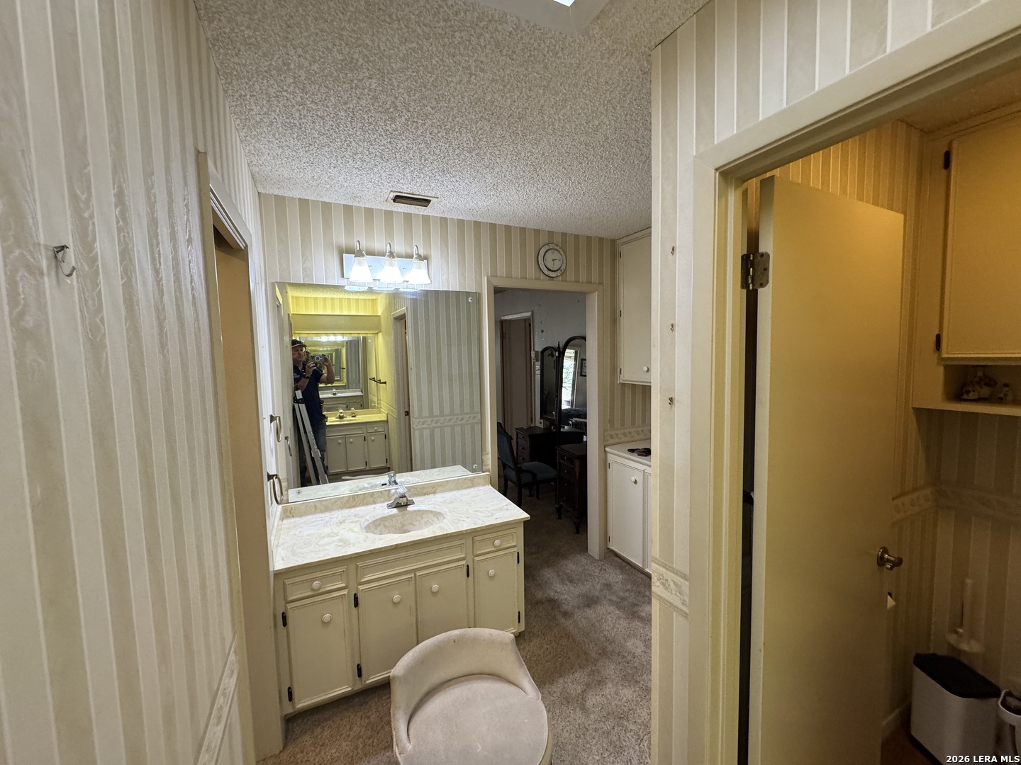 5834 WINTERHAVEN DR, Windcrest, TX 78239