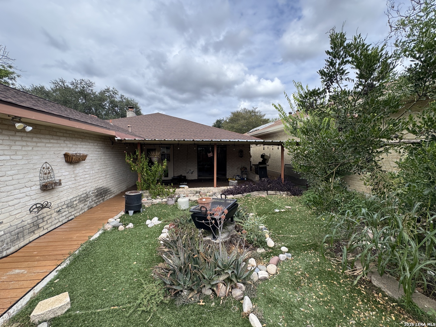 5834 WINTERHAVEN DR, Windcrest, TX 78239