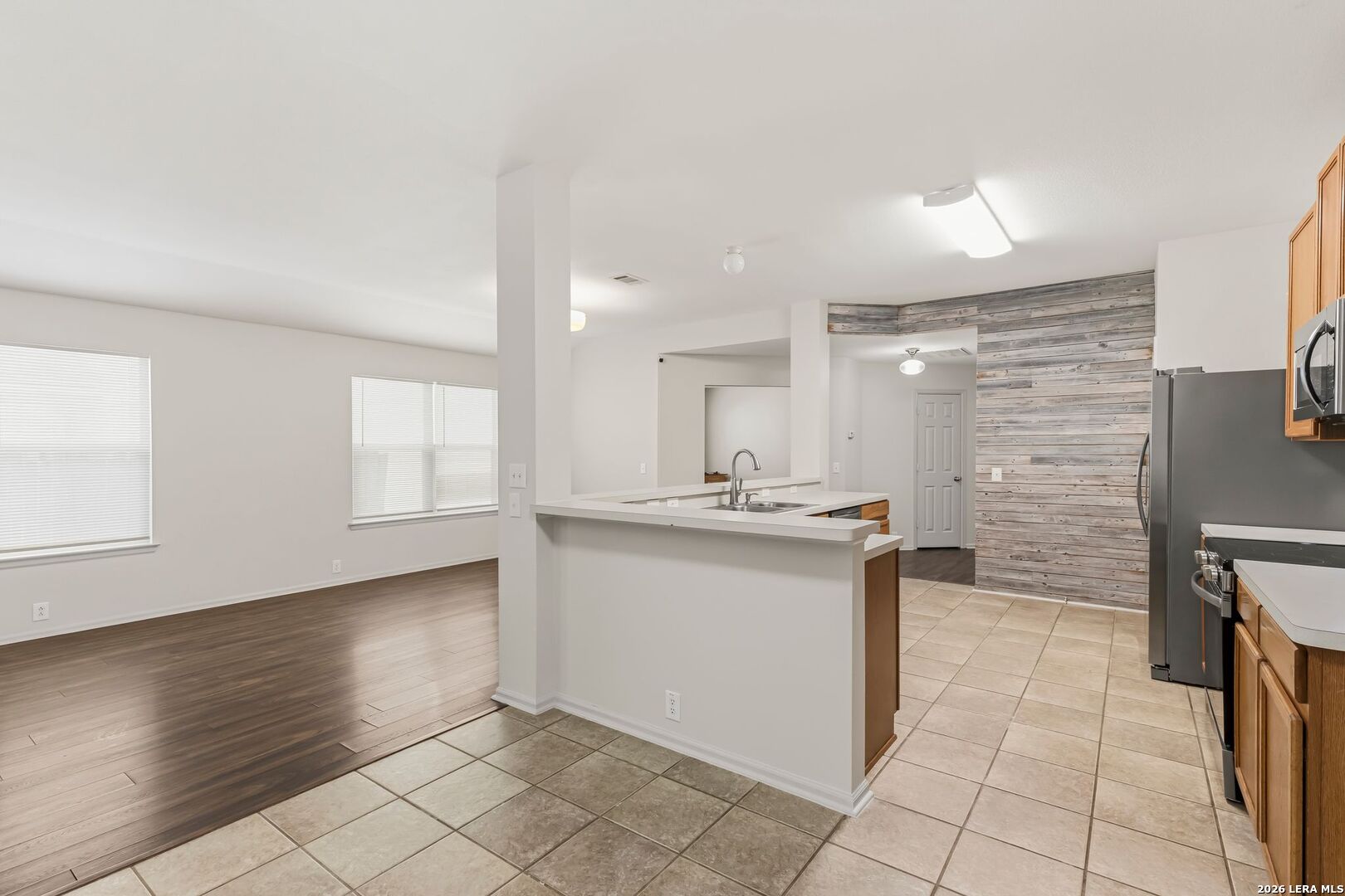 9402 WOLF PT, San Antonio, TX 78251