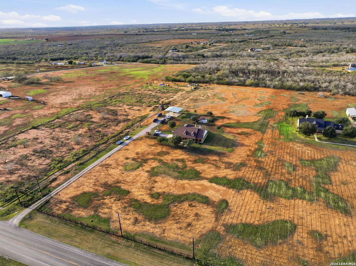 3036 State Highway 97W, Floresville, TX 78114