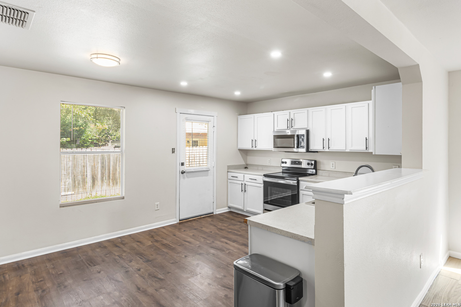 16426 TURF CLB, Selma, TX 78154