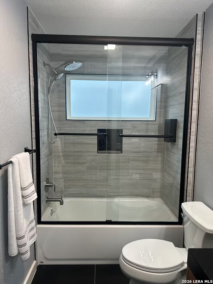121 ANDORRA DR, Universal City, TX 78148