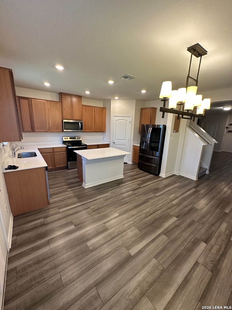 5103 Channel Cat, Elmendorf, TX 78112