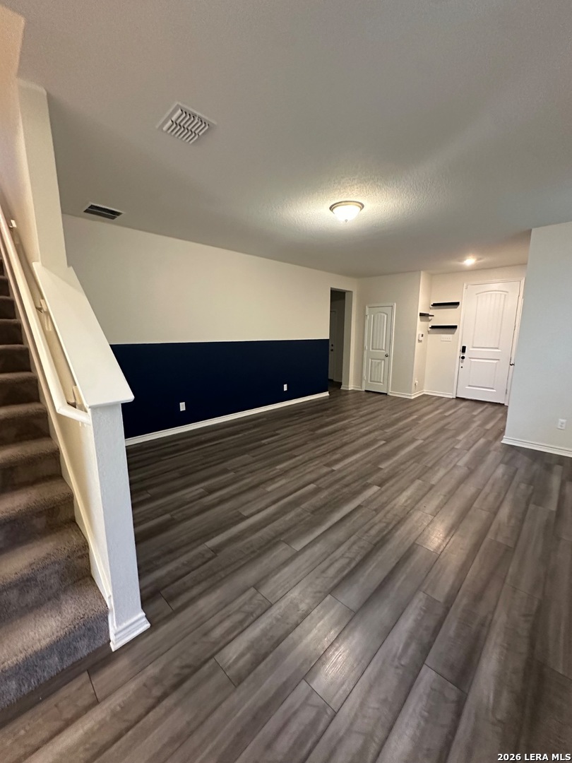 5103 Channel Cat, Elmendorf, TX 78112