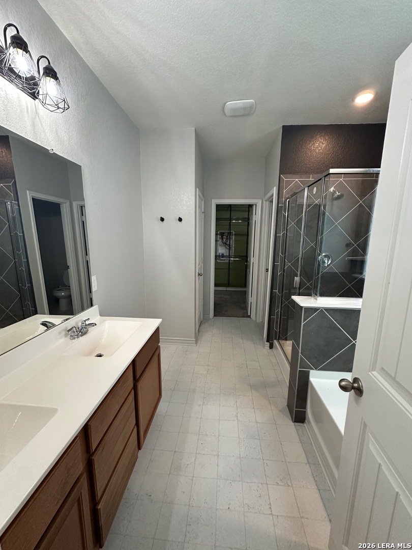 5103 Channel Cat, Elmendorf, TX 78112