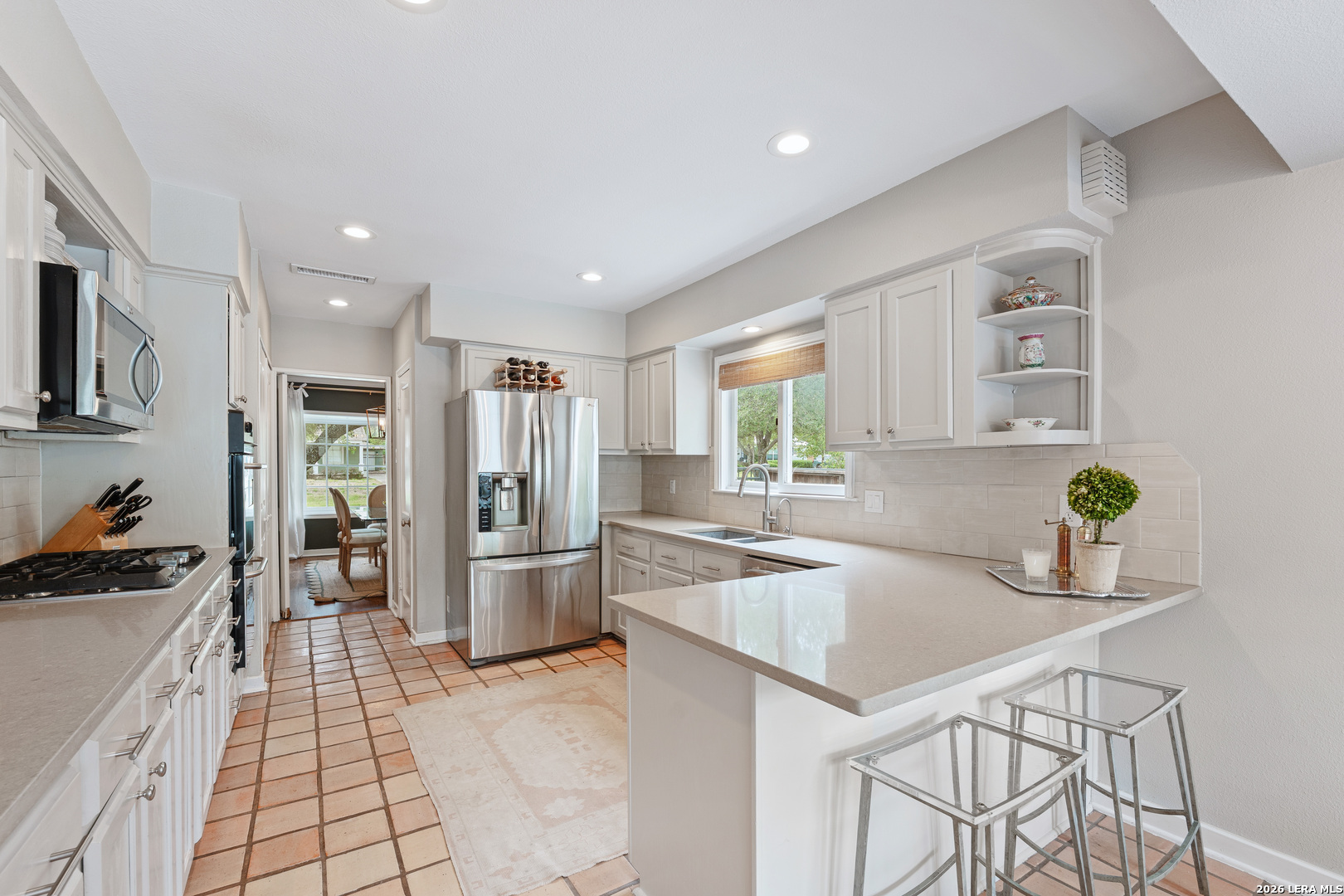 215 Brightwood Pl, San Antonio, TX 78209