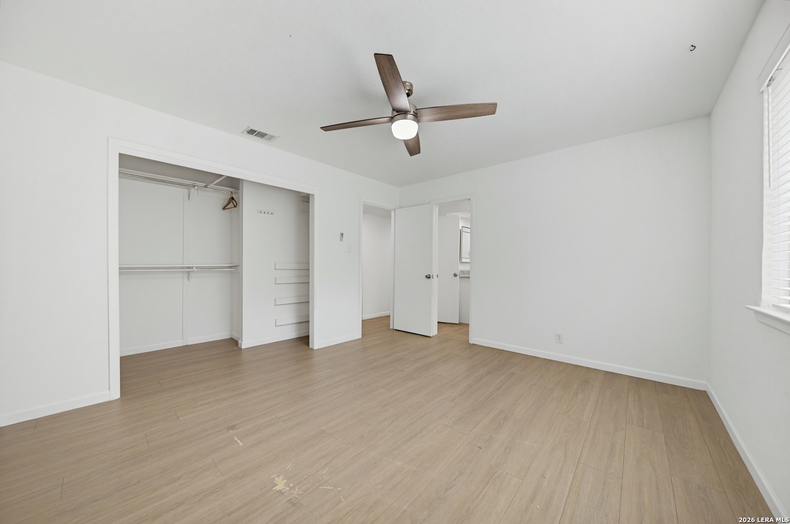 2302 Moss Bluff, San Antonio, TX 78232