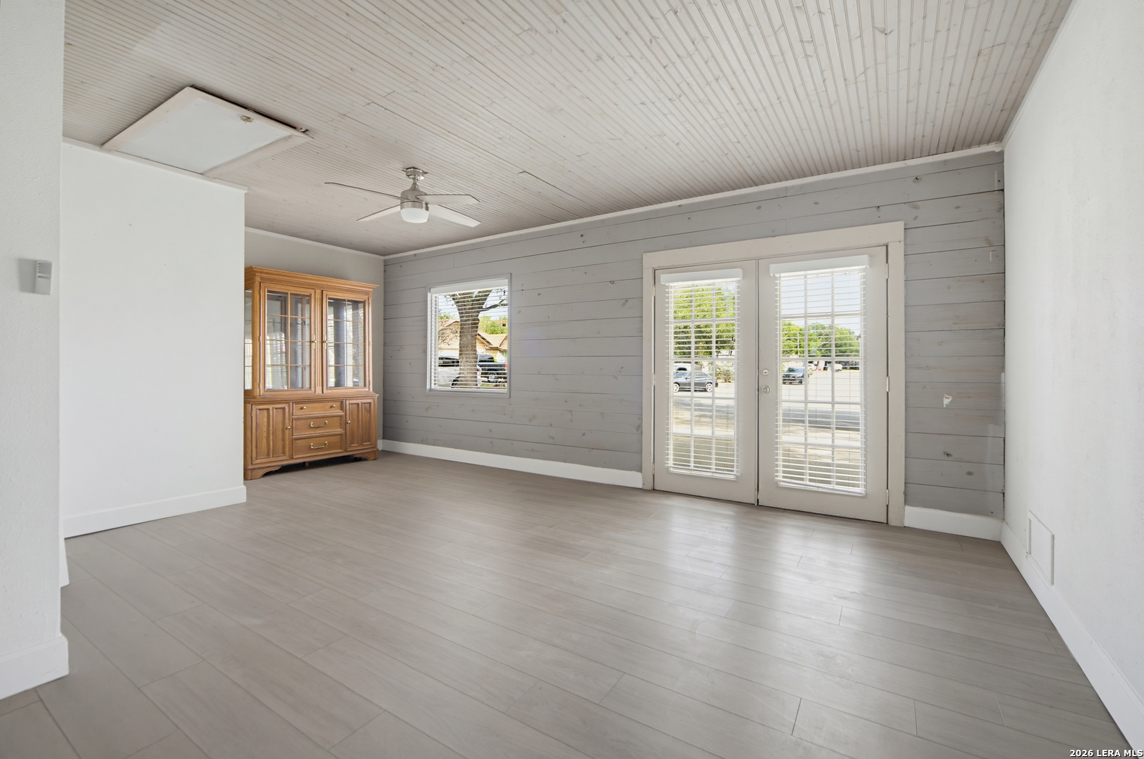 2302 Moss Bluff, San Antonio, TX 78232