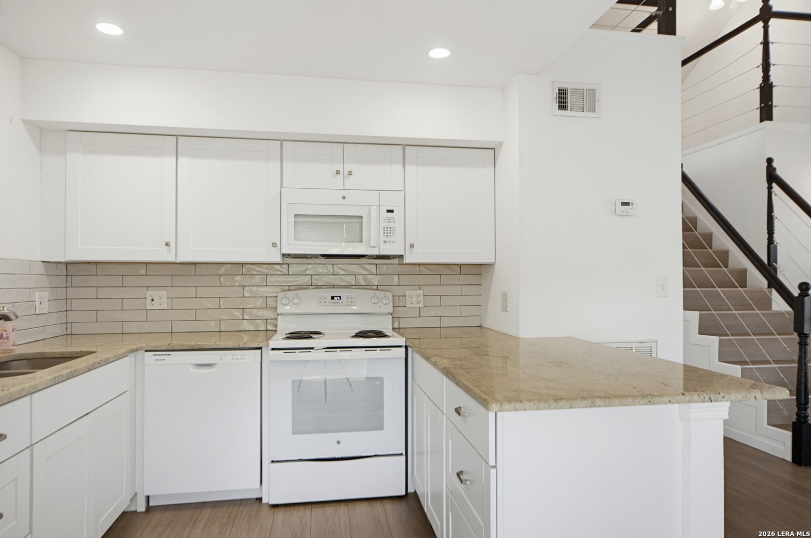 2302 Moss Bluff, San Antonio, TX 78232