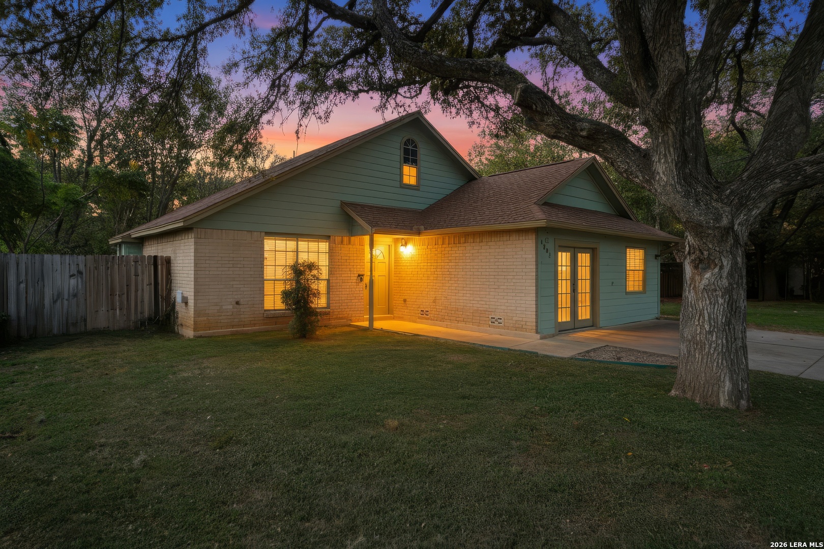 2302 Moss Bluff, San Antonio, TX 78232
