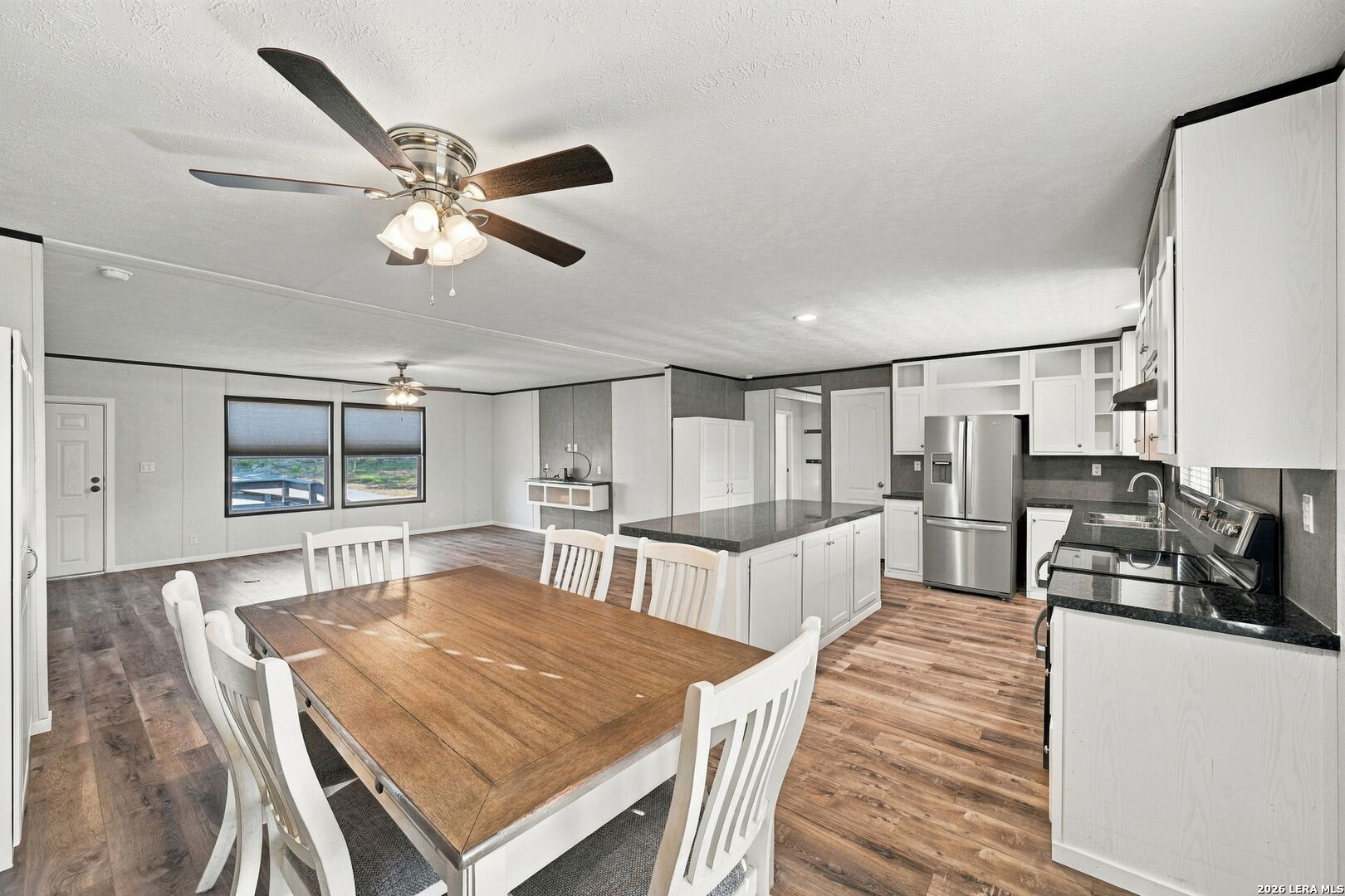 1366 CALCOTE RD, Kerrville, TX 78028