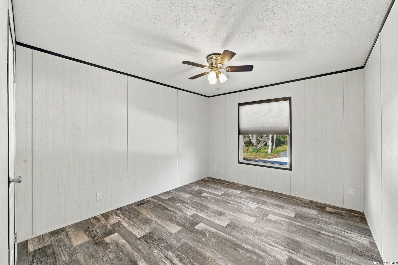 1366 CALCOTE RD, Kerrville, TX 78028