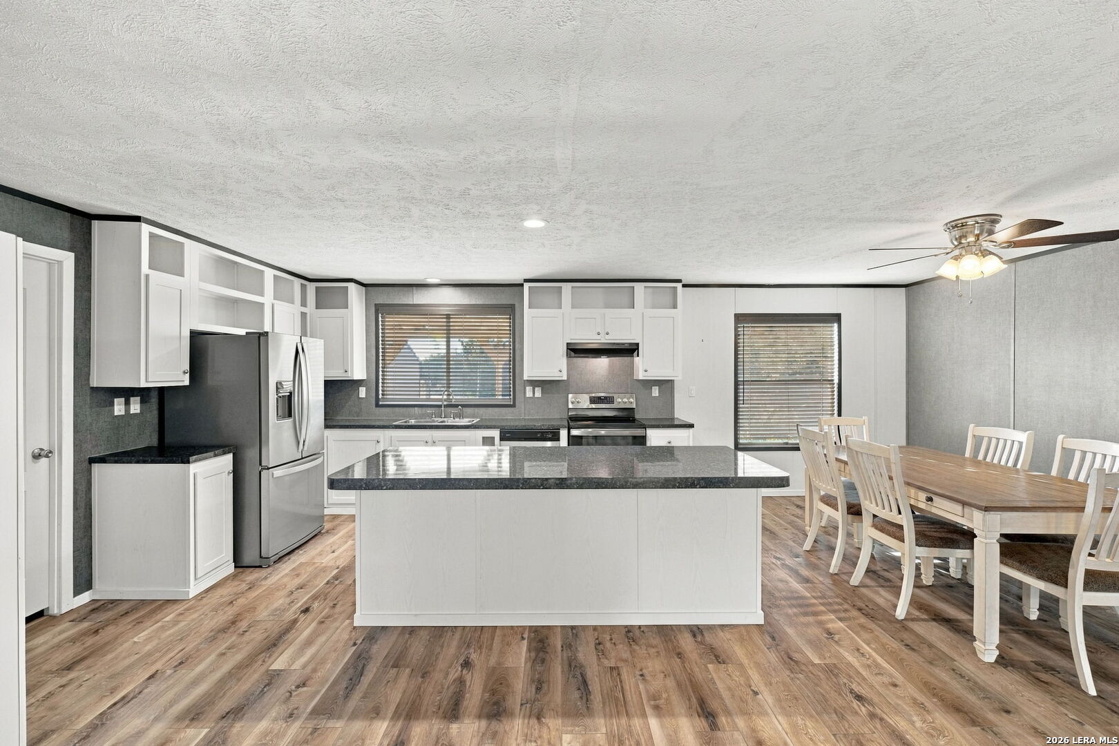 1366 CALCOTE RD, Kerrville, TX 78028
