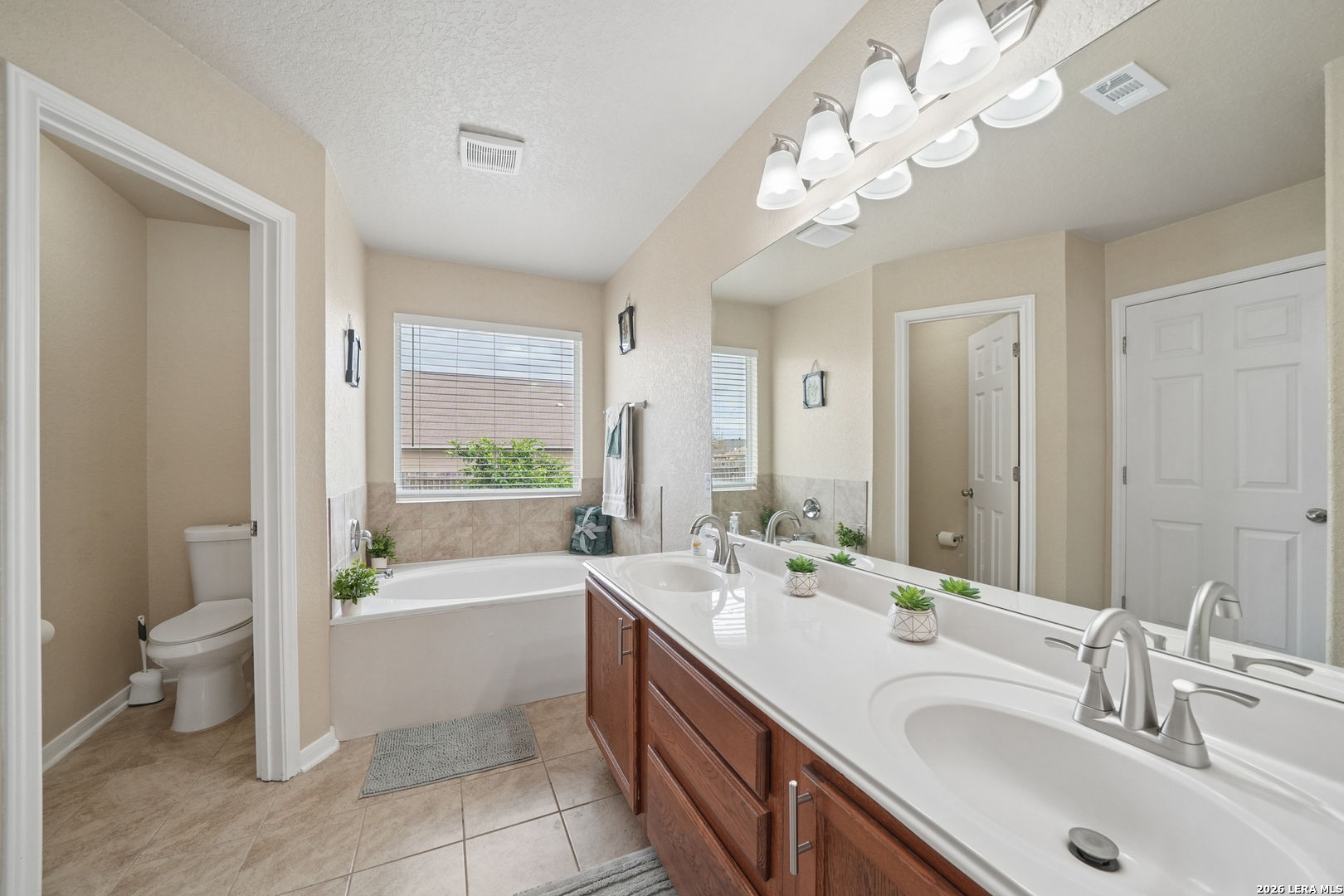 4006 Giverny Ct, Converse, TX 78109