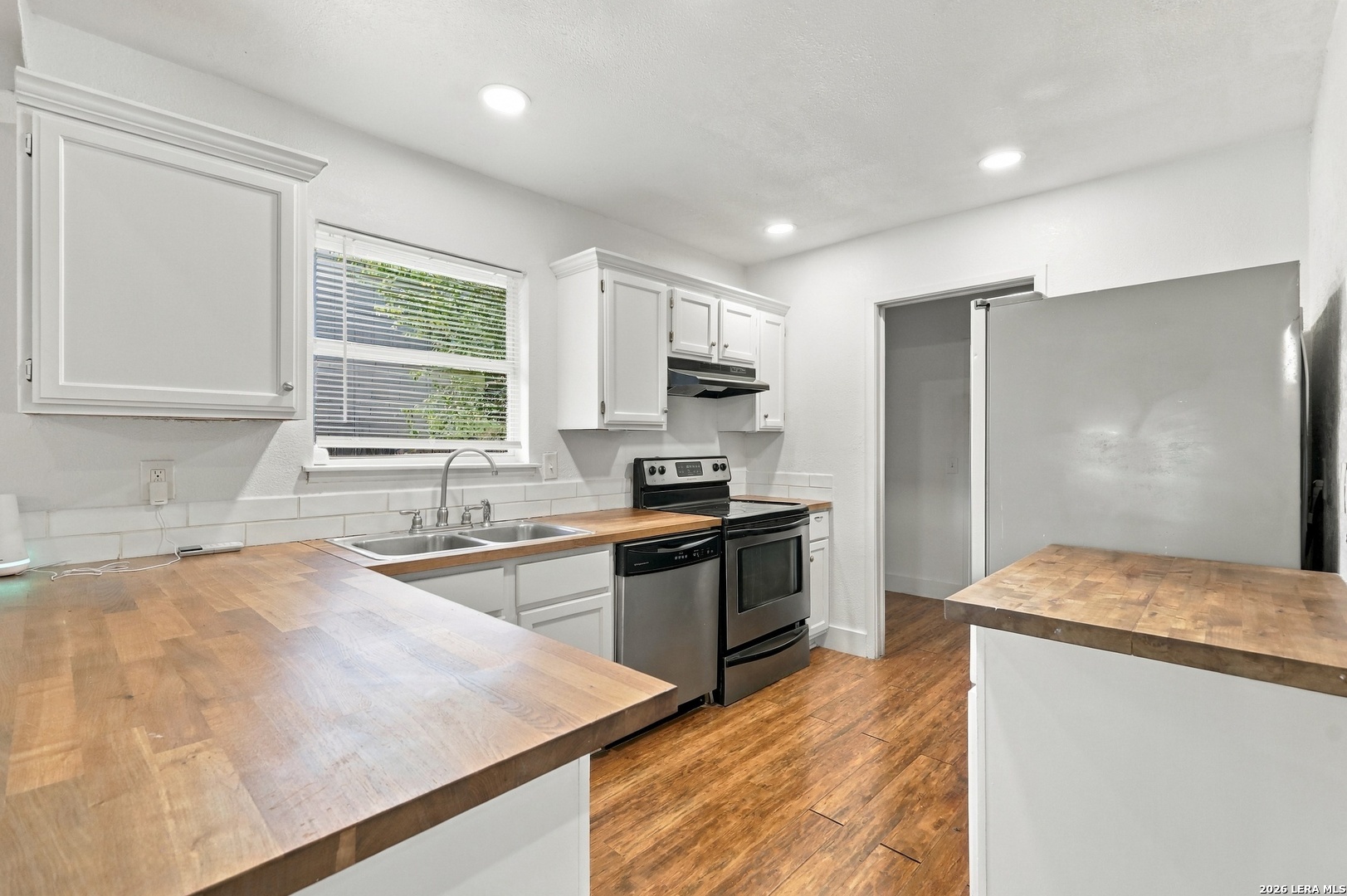 12210 Valley Forge Ave, San Antonio, TX 78233