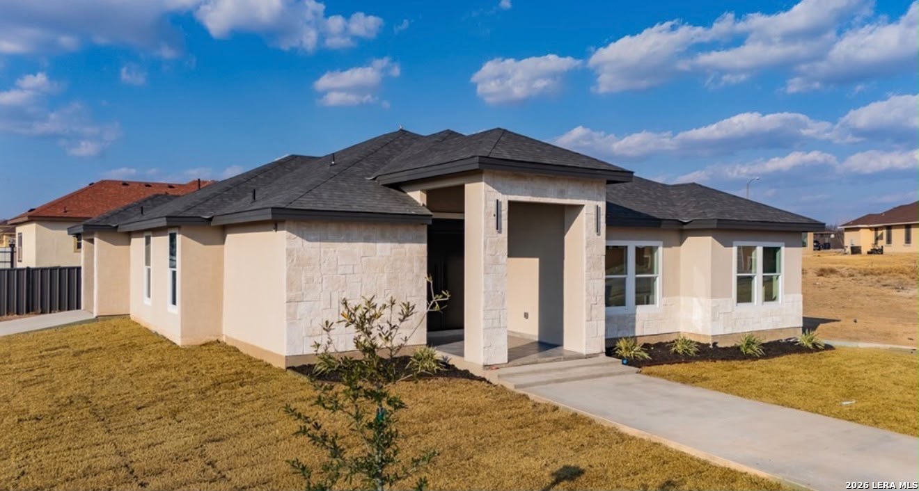 3459 Cory Circle, Eagle Pass, TX 78852
