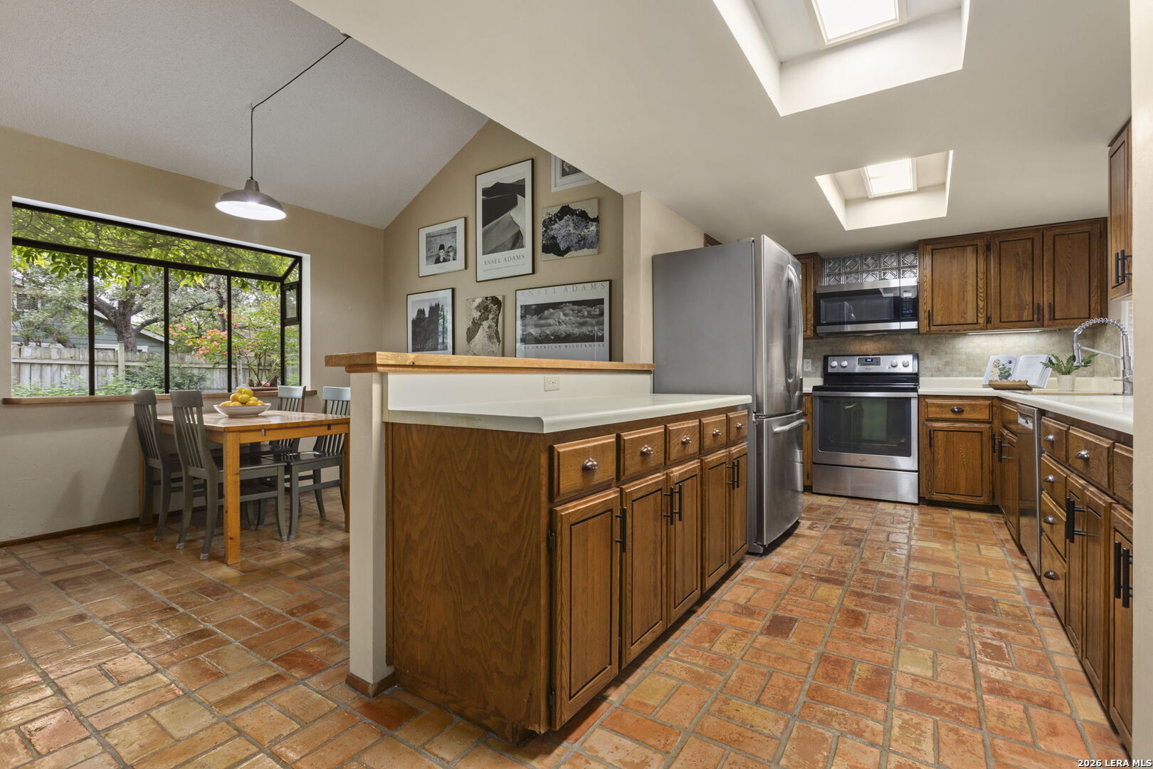 15406 LONG CREEK ST, San Antonio, TX 78247