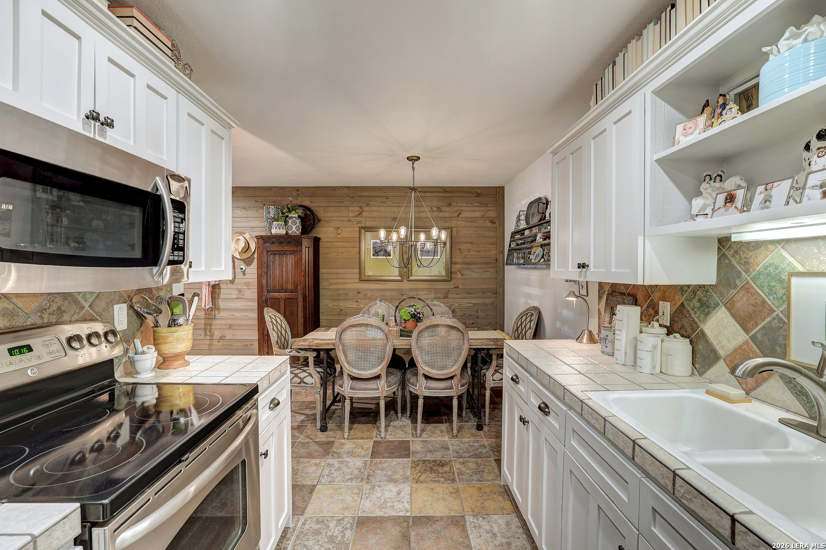 8210 BENT TREE RD, #APT 141, Austin, TX 78759