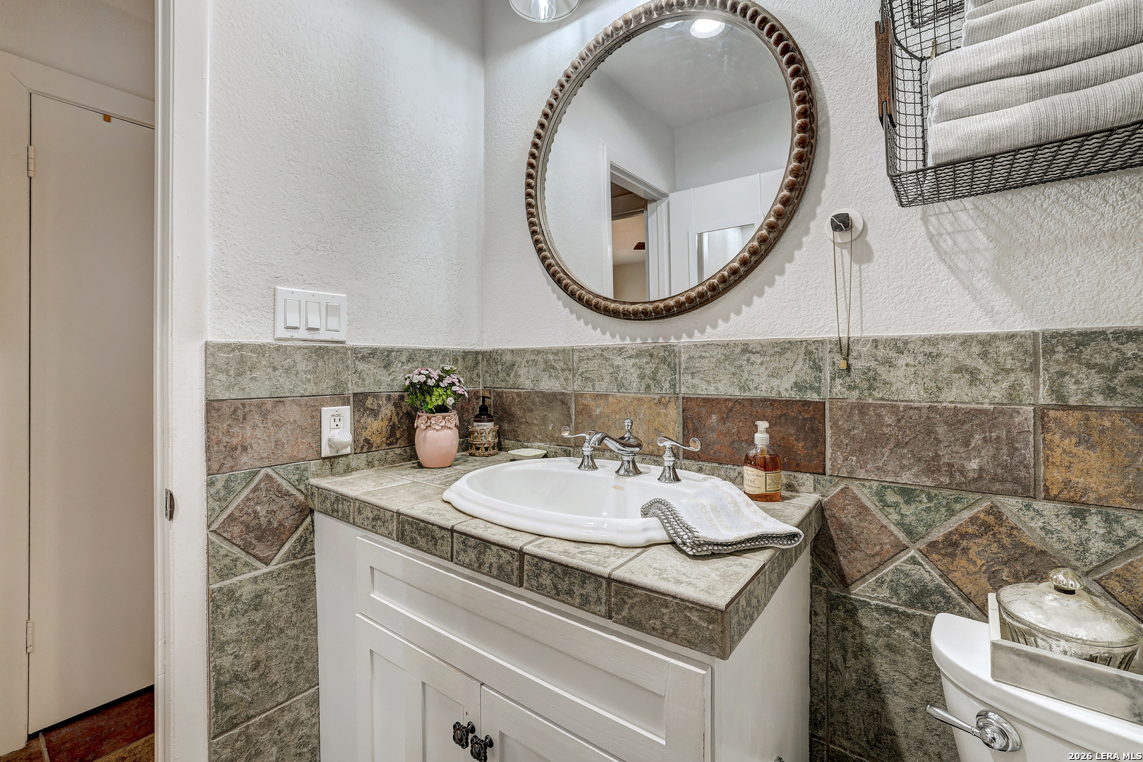 8210 BENT TREE RD, #APT 141, Austin, TX 78759
