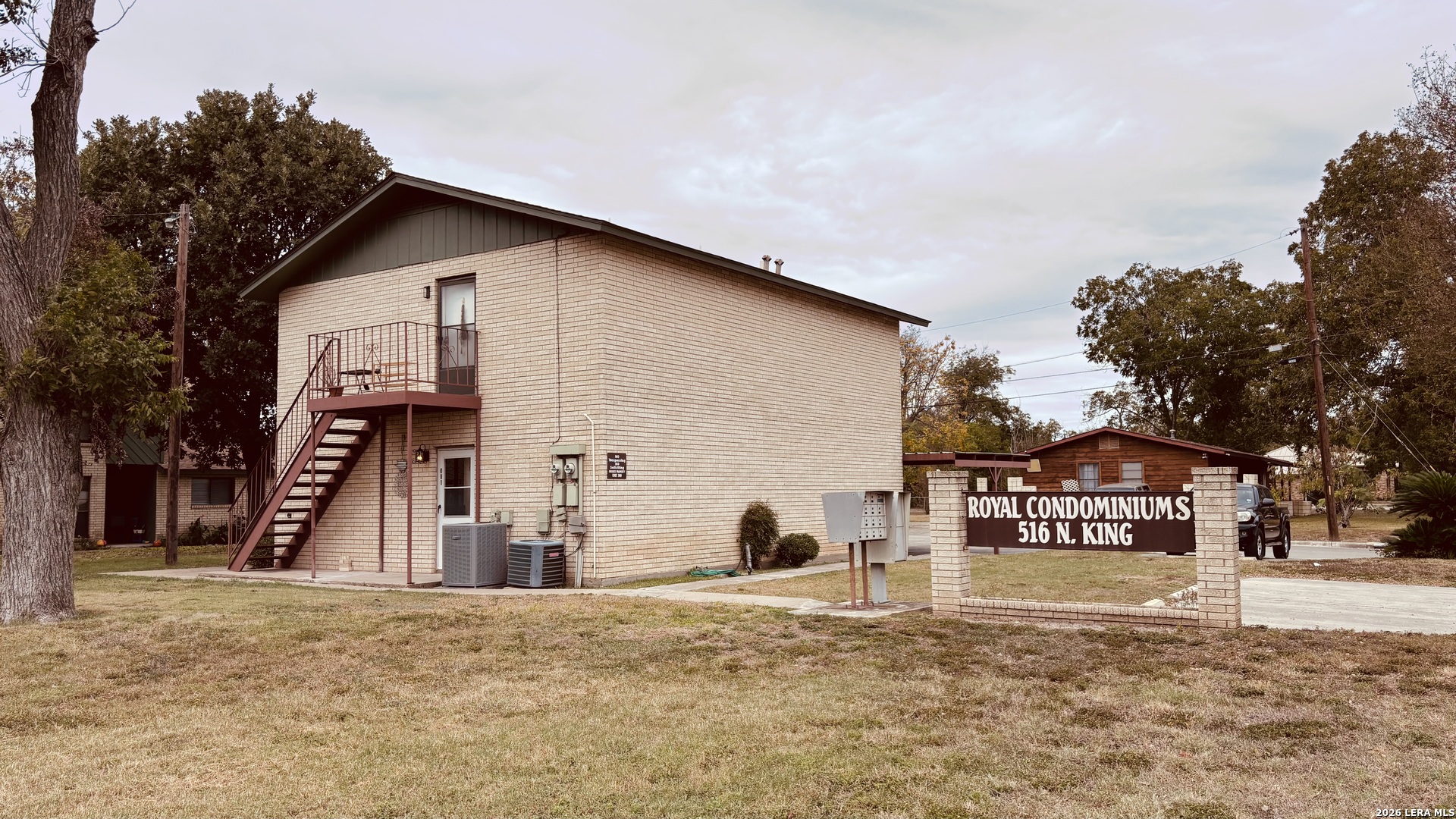 Property photo for 516 N King, #APT 301, Seguin, TX