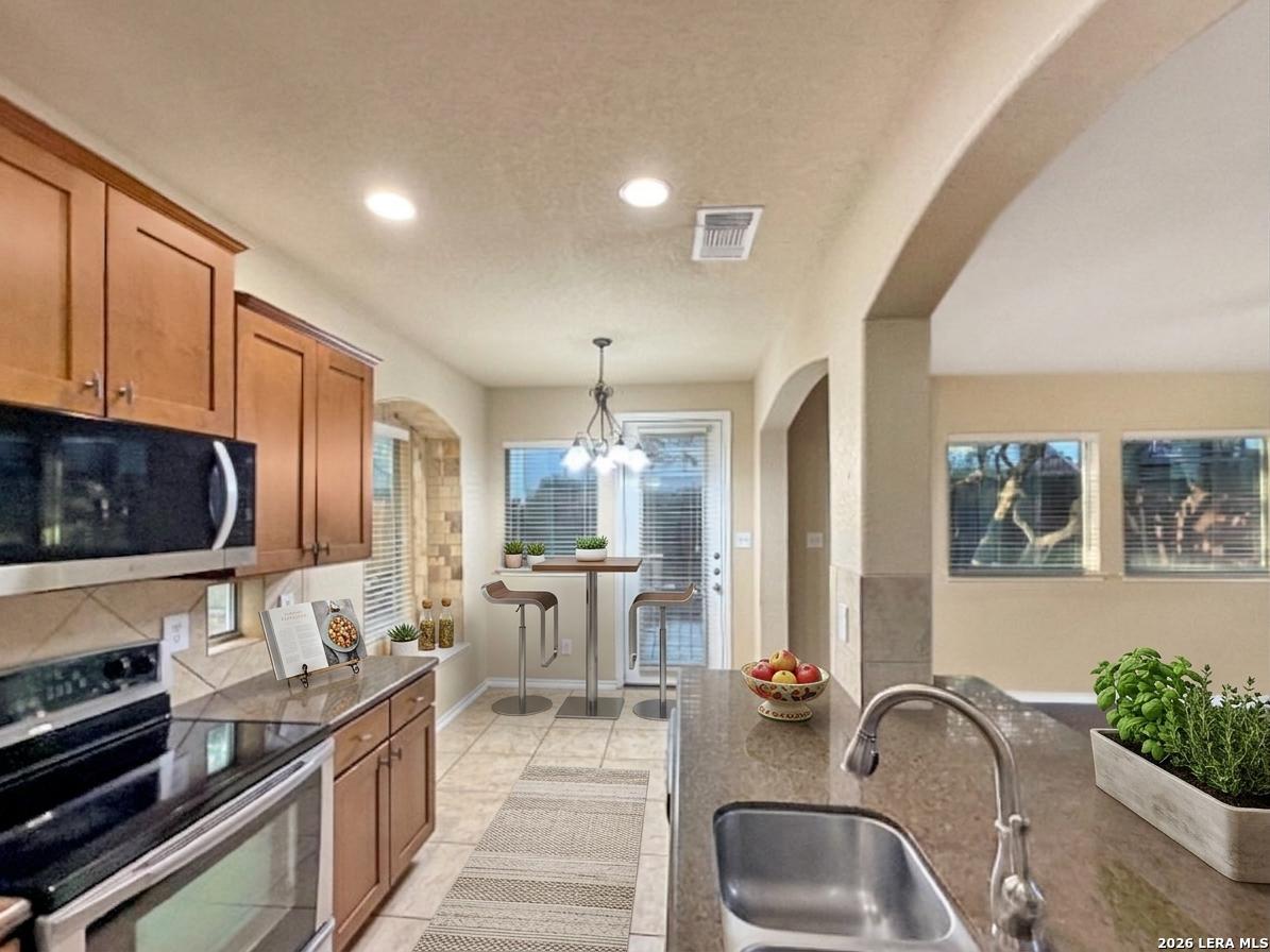 1227. Tweed Willow, San Antonio, TX 78258