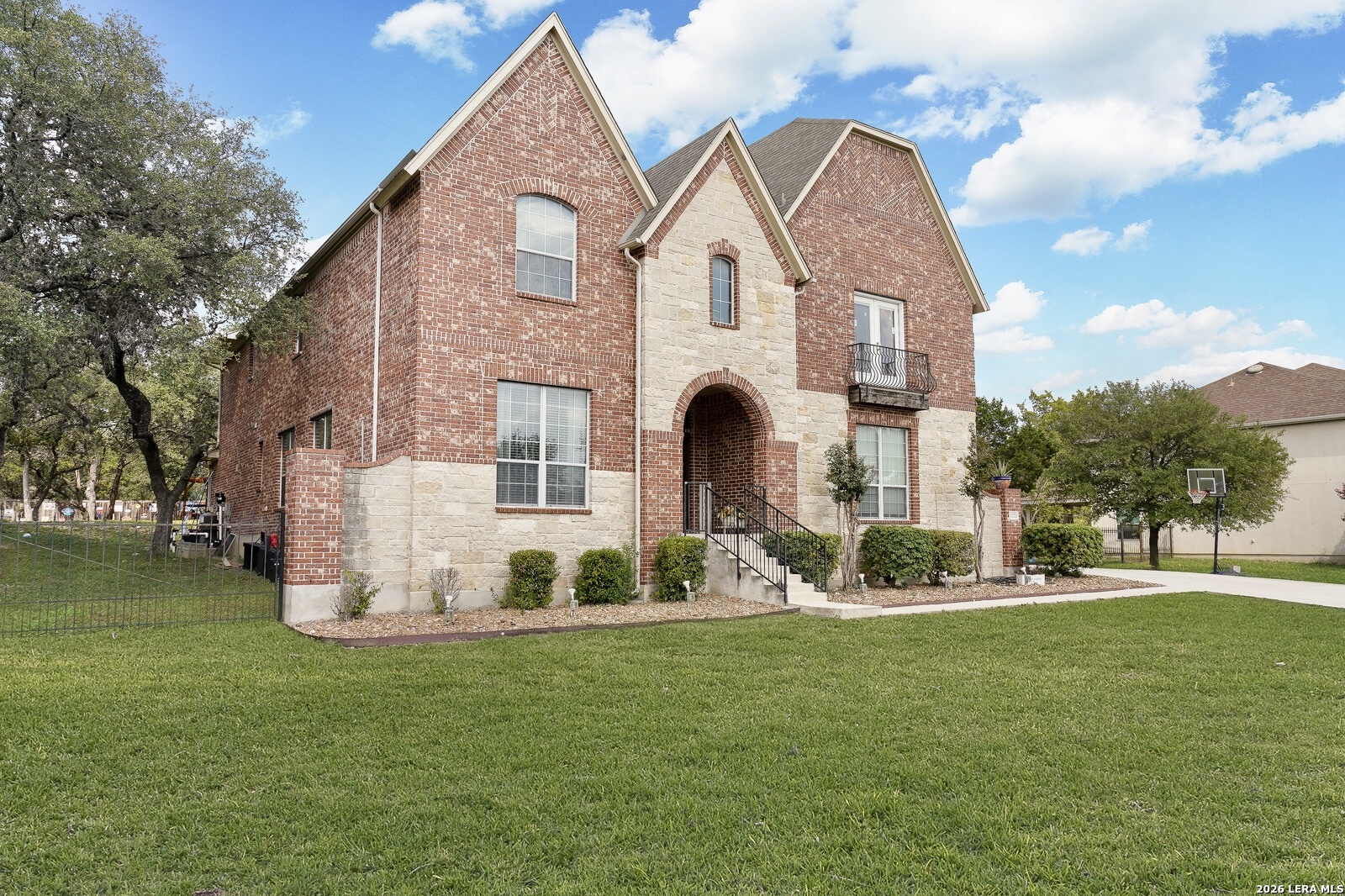 11235 RAW SIENNA, Helotes, TX 78023