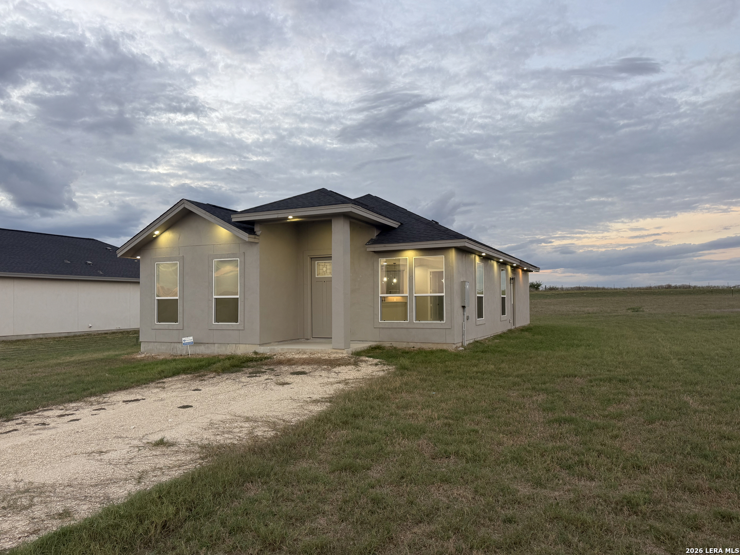 128 CAMINO VERDE CT, La Vernia, TX 78121