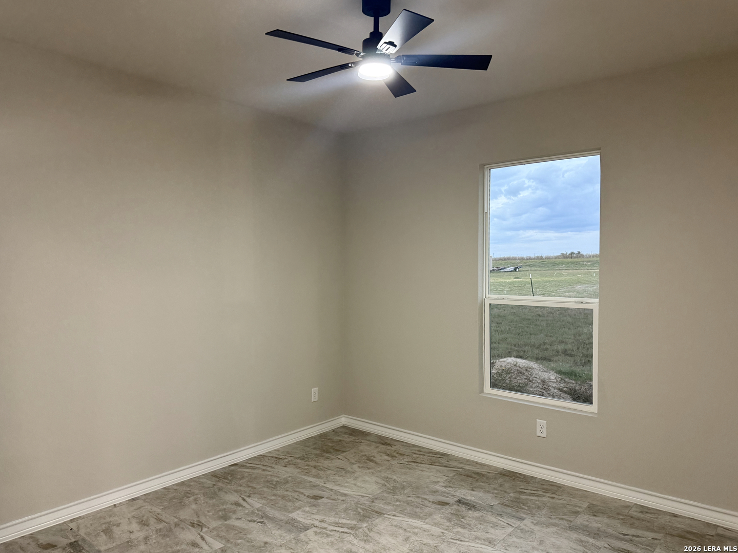 128 CAMINO VERDE CT, La Vernia, TX 78121