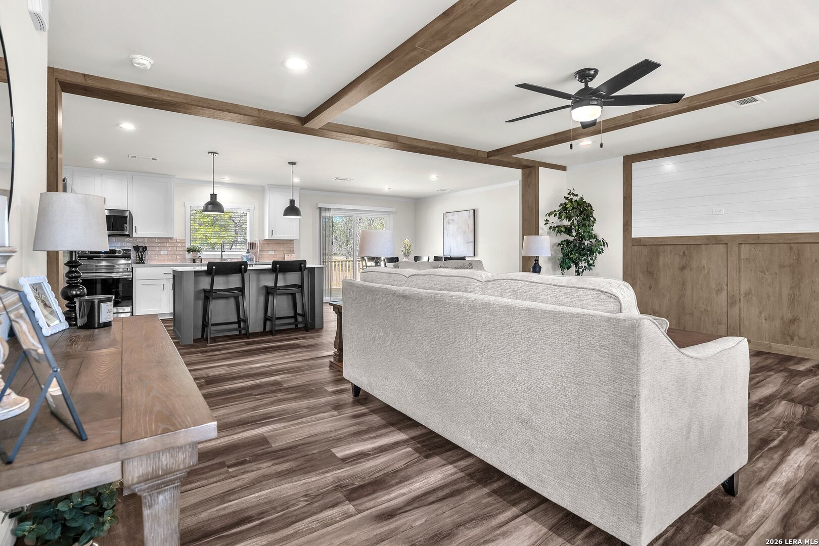 2218 Stevens Rd, Somerset, TX 78069
