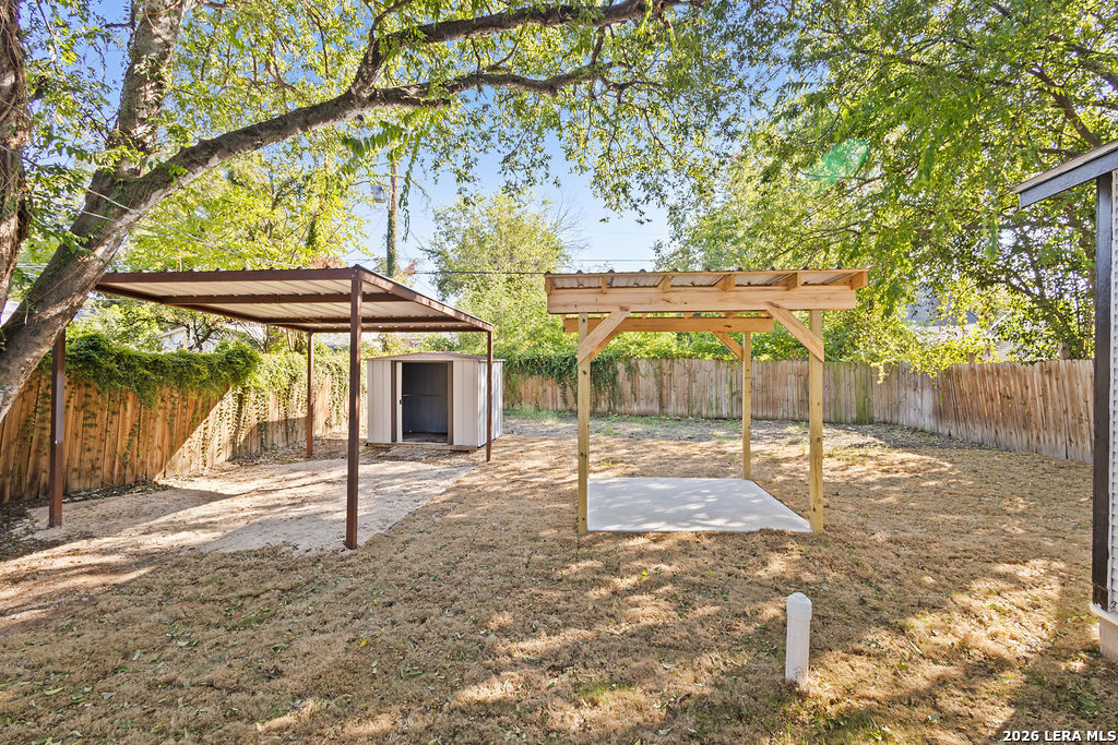 624 Bailey Ave, San Antonio, TX 78210